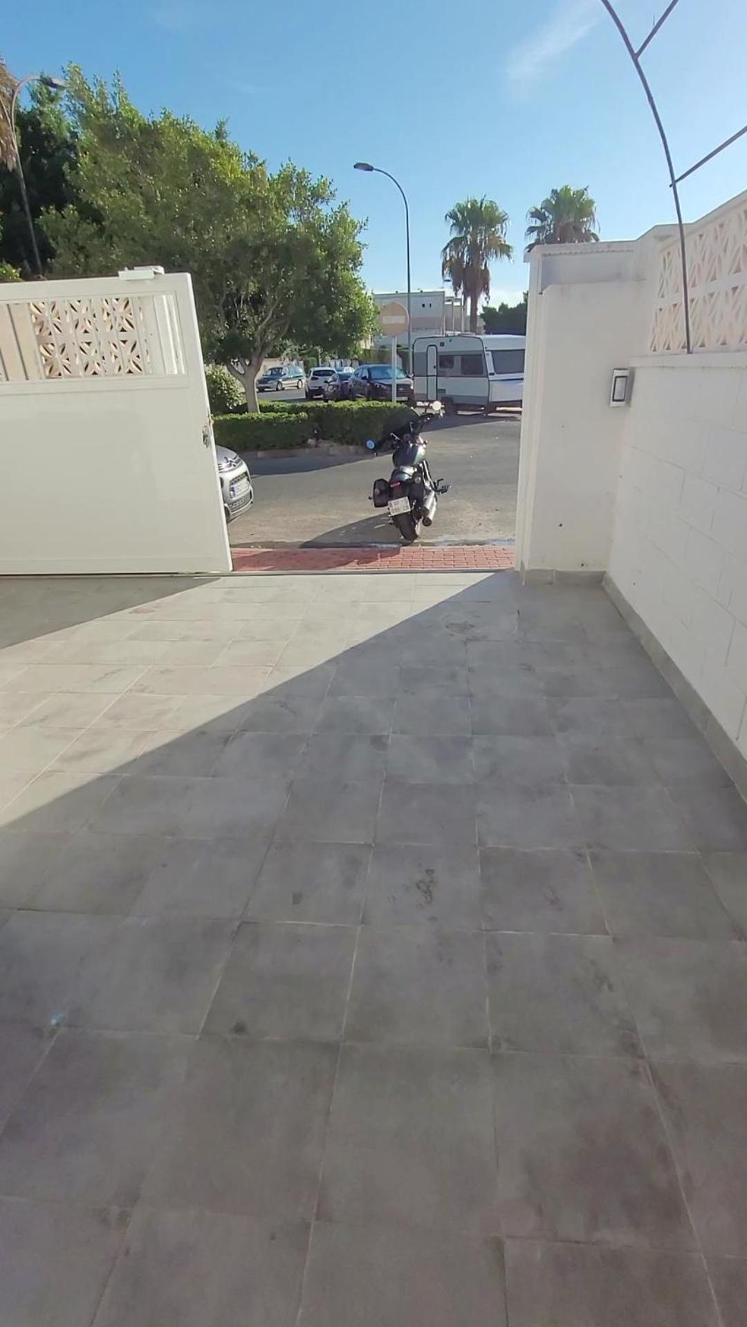 Maison 2 Chambres Tout Confort Torrevieja Dış mekan fotoğraf